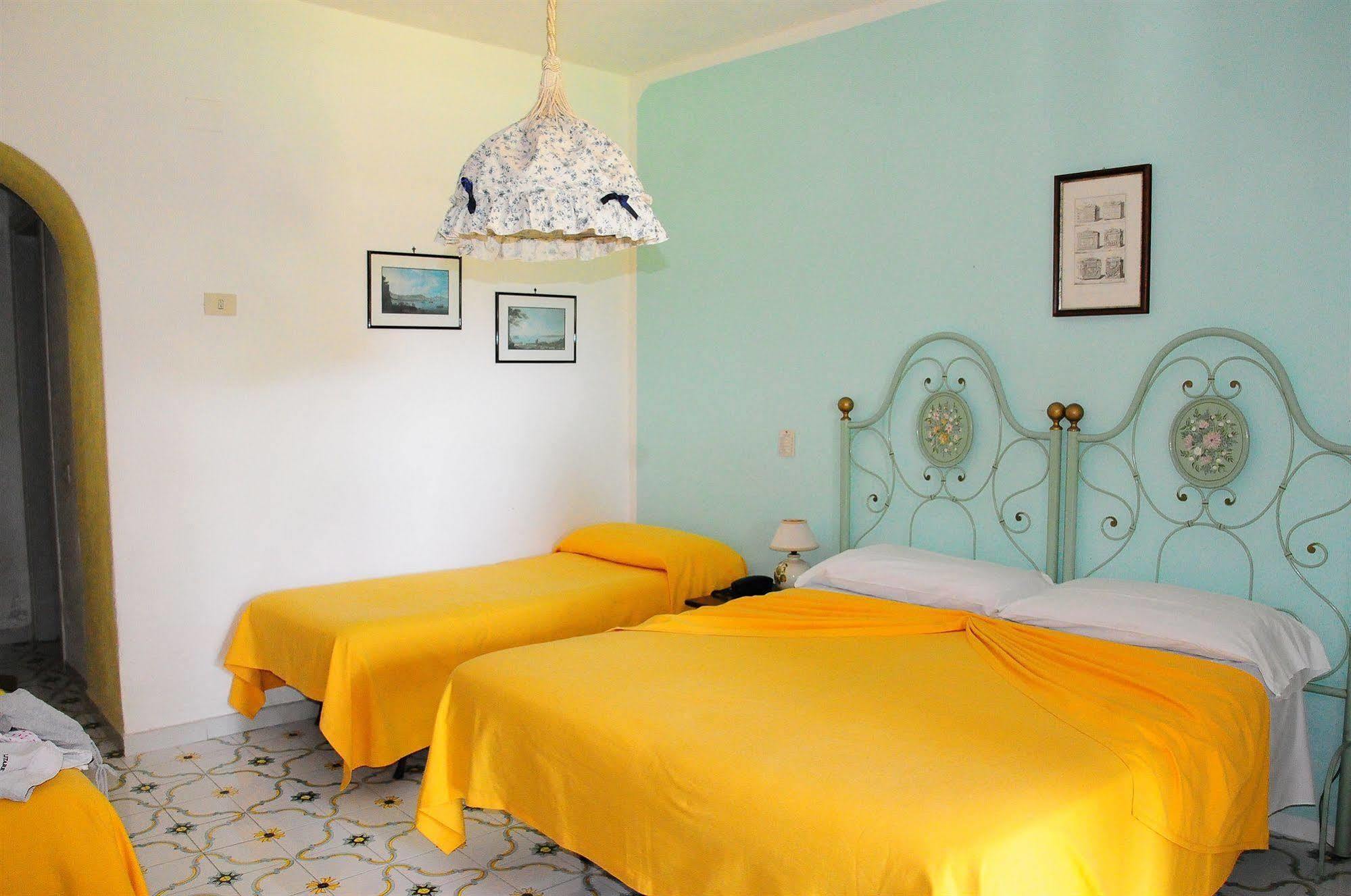 Hotel Belsole Forio  ภายนอก รูปภาพ