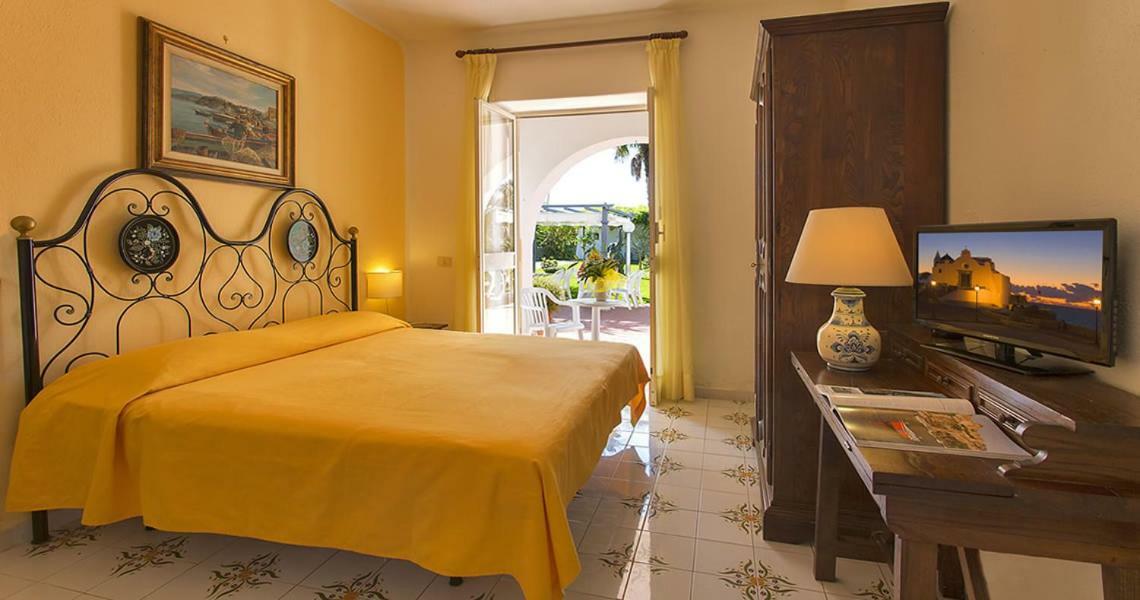 Hotel Belsole Forio  ภายนอก รูปภาพ